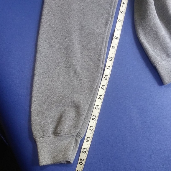 Harry Potter long sleeve pullover. Size Small - Picture 12 of 12